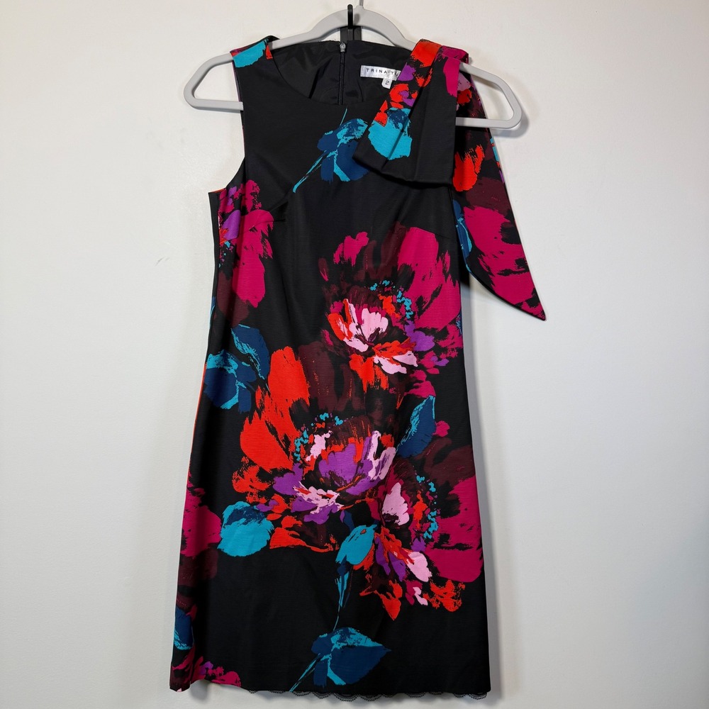 Trina Turk Floral Bow Shift Dress Womens 2 Black Multi Lace Wedding Cocktail Mod
